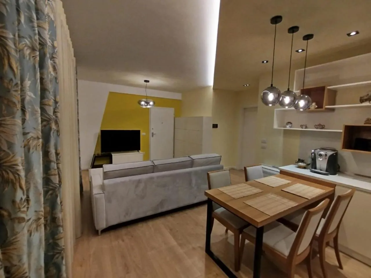 Lemon Center Apartment Tirana Self Check In Albania